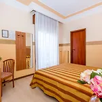 Smeraldo Hotel 3*