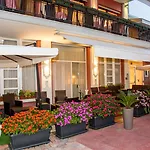 Smeraldo Hotel 3*